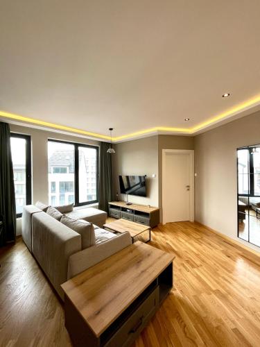 Moderni apartmani Blanc sa svetlim enterijerom u centru Zlatibora