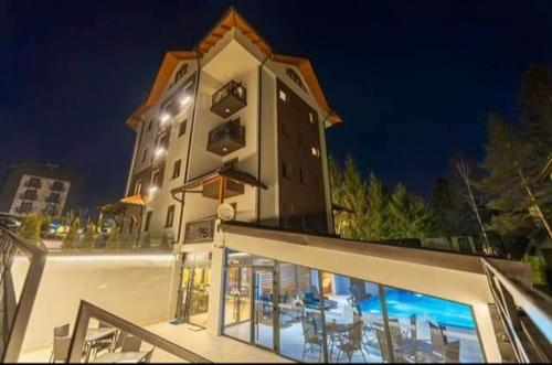 Apartman Senka Sloboda Zlatibor stan na dan smestaj u naselju Sloboda Forest Club bazen spa parking
